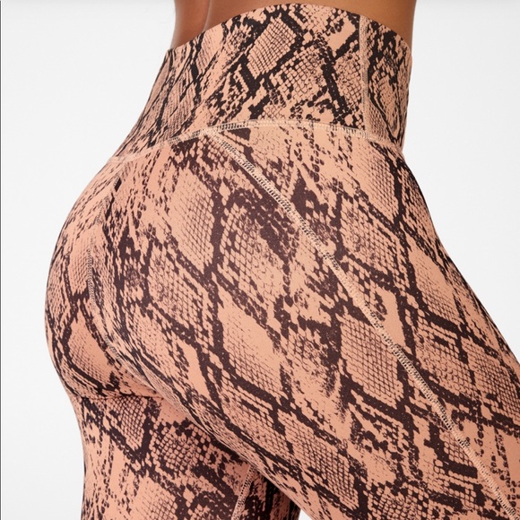Fabletics Define High Waisted 7/8 Leggings Mocha Reptilia - Picture 3 of 9